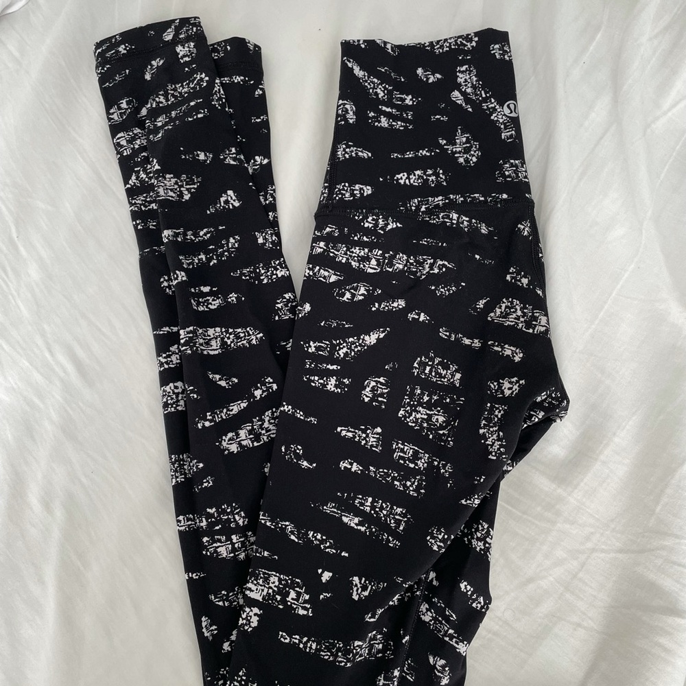Lululemon Wunder Under High Rise Tight 28" Luxtreme